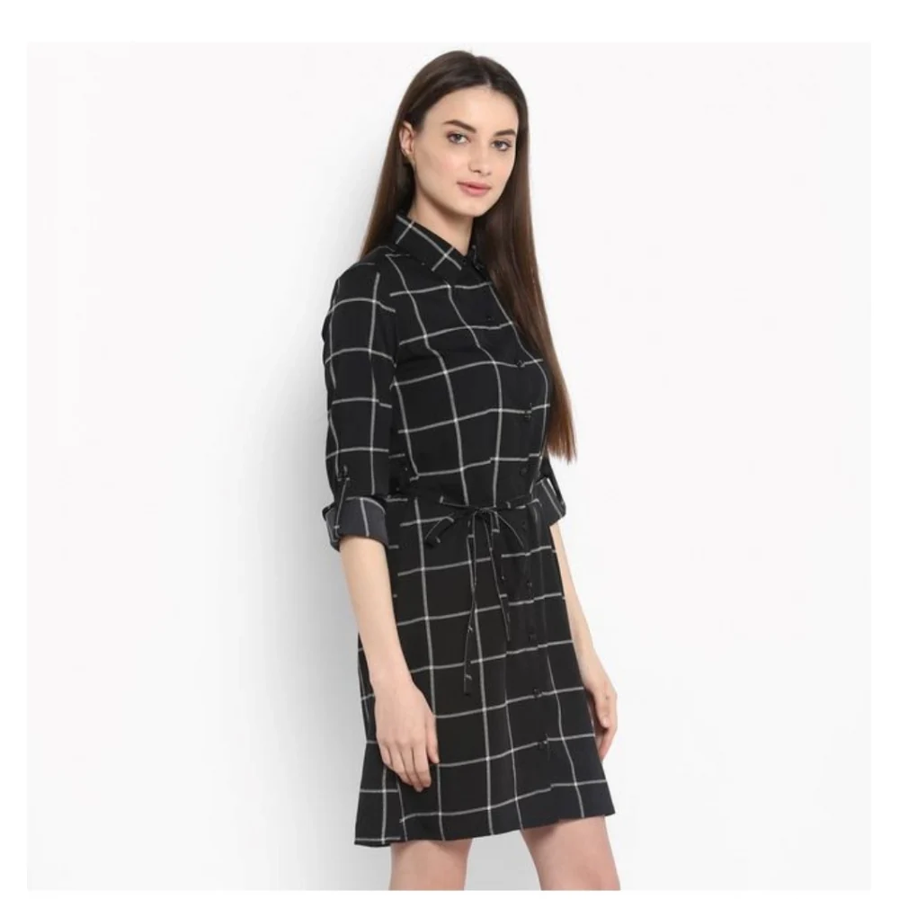 Women's Polyester Checkered Roll Up Sleeve Above Knee Dress (Black - White) BSB1833YYY322_XL